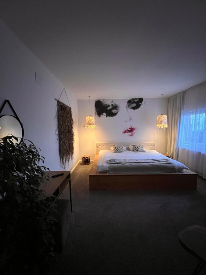 Shard Boutique Hotel-adult Only 3*