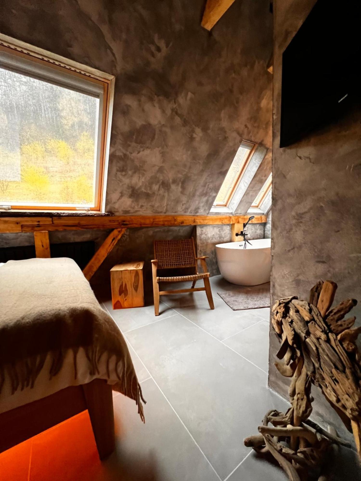 Guest house Shard Boutique Hotel-adult Only 3*