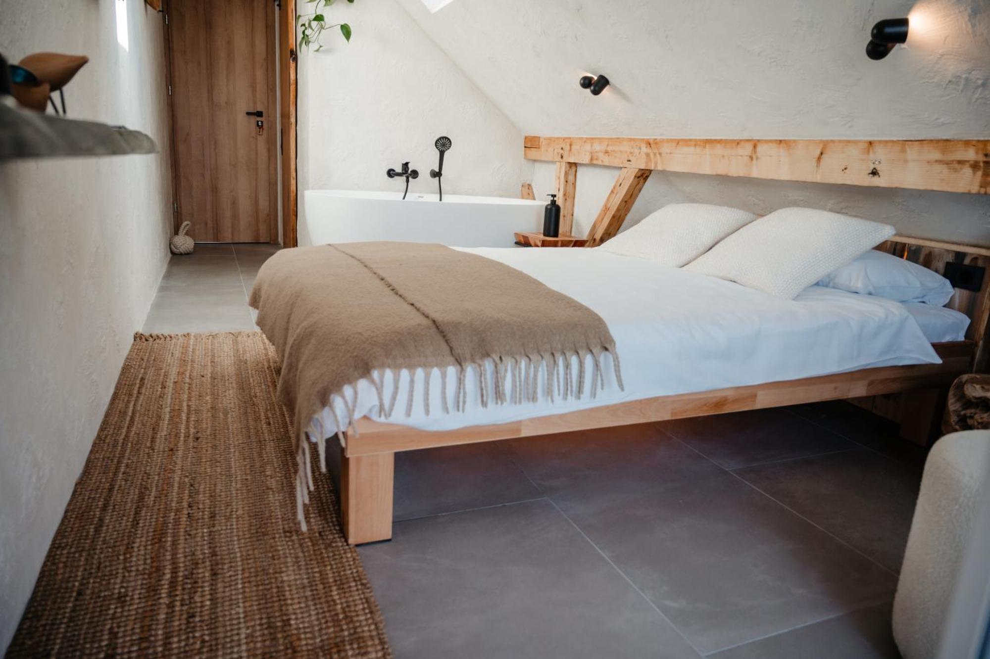 Shard Boutique Hotel-adult Only Guest house 3*