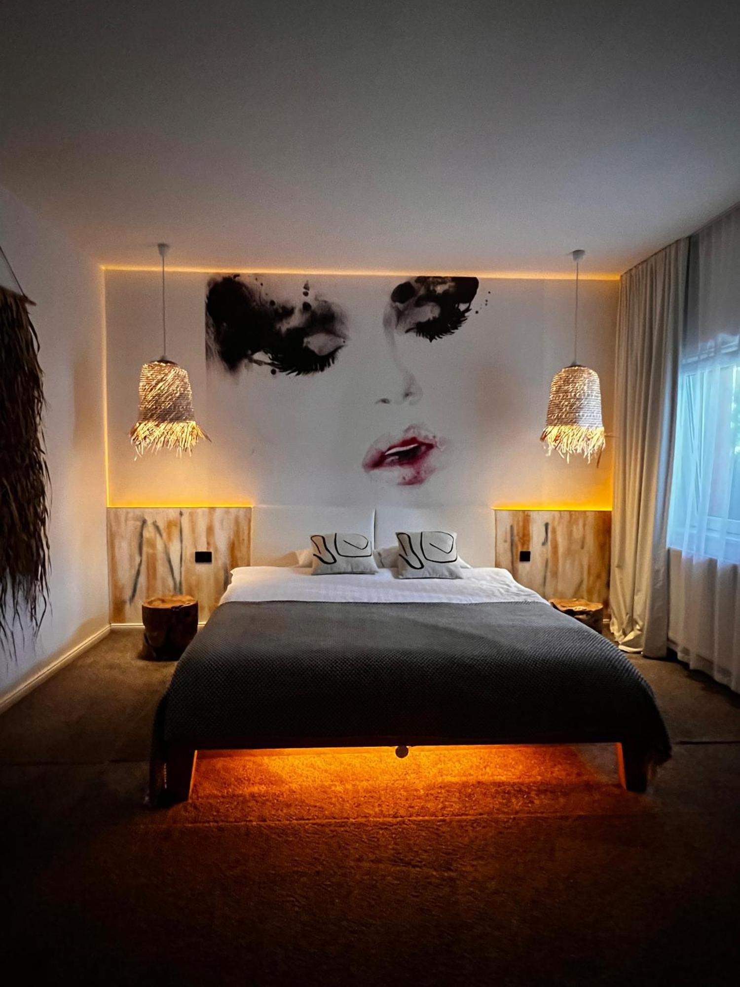 Shard Boutique Hotel-adult Only 3* Brasov