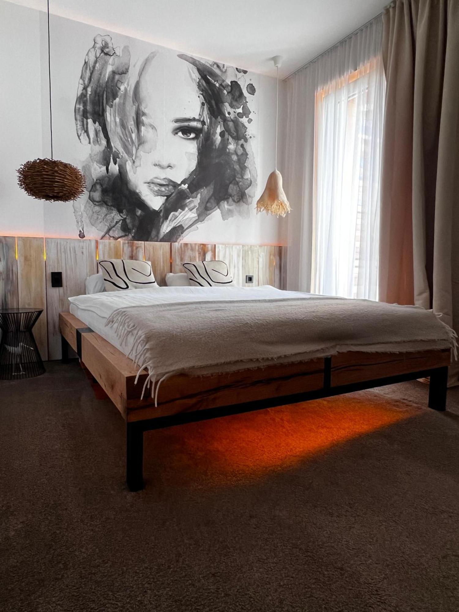 Shard Boutique Hotel-adult Only Affittacamere 3*