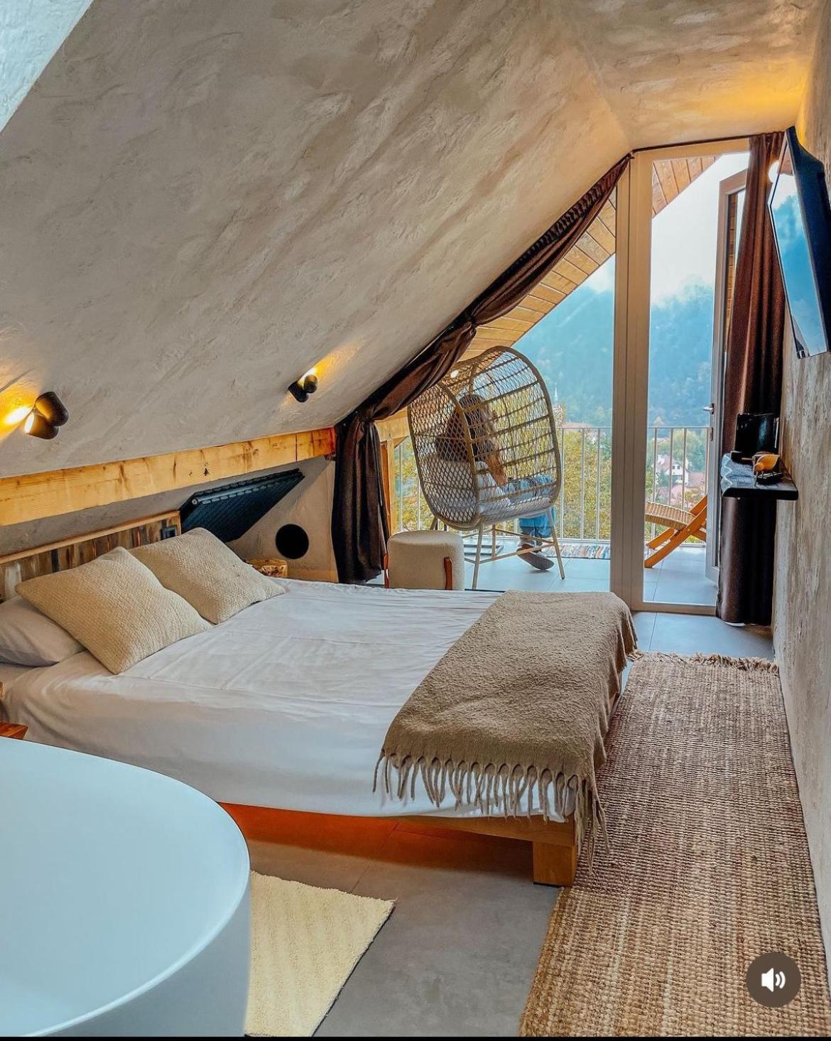 Guest house Shard Boutique Hotel-adult Only Brasov